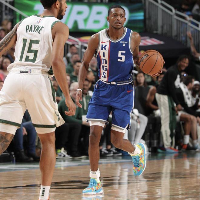 成都蓉城训练开放日;关键时刻绝杀压哨引欢呼;欧篮联在即;更衣室氛围转暖(成都蓉城绝杀北京国安) 成都蓉城训练开放日;关键时刻绝杀压哨引欢呼;欧篮联在即;更衣室氛围转暖(成都蓉城绝杀北京国安)