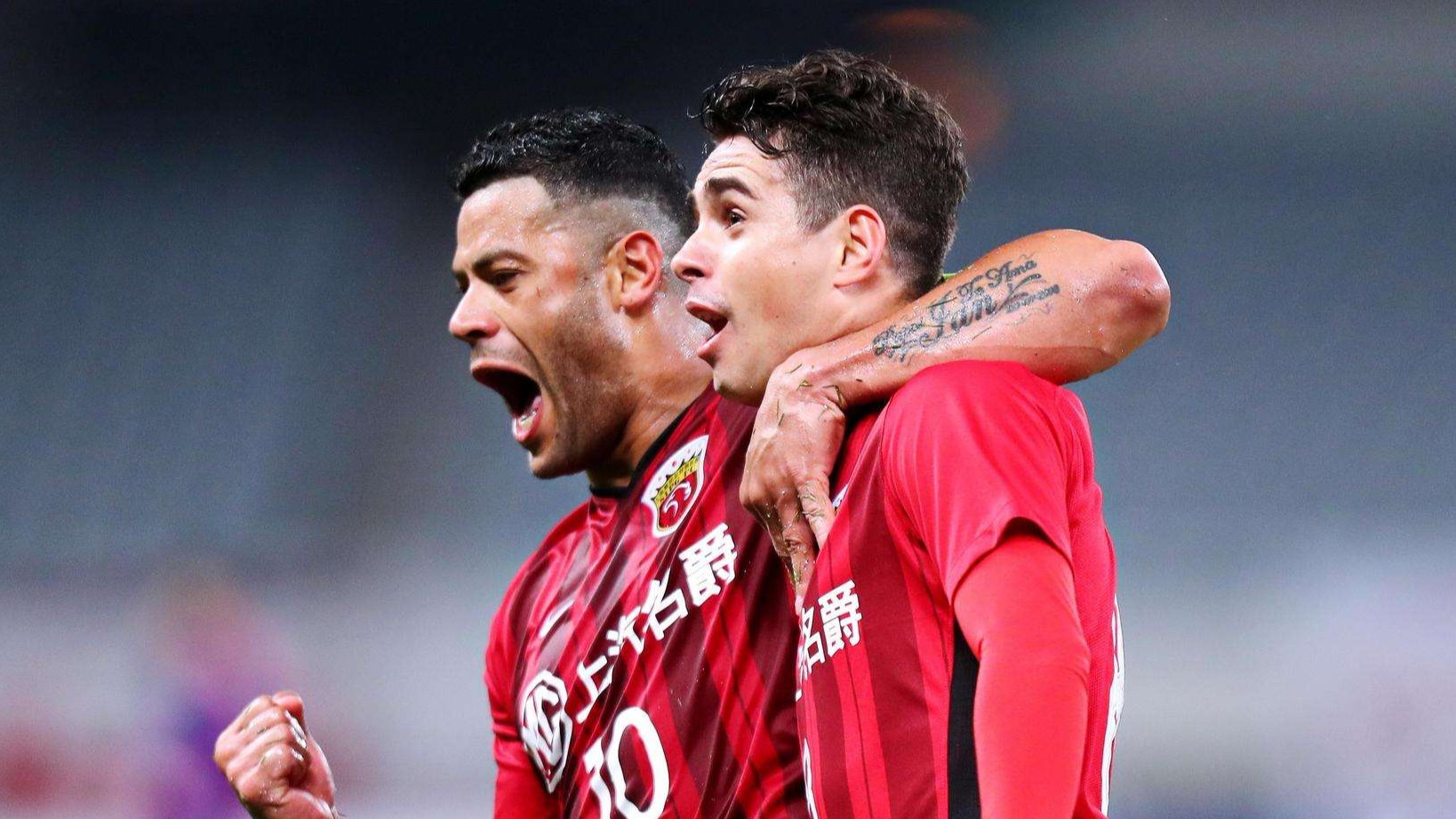 亚冠倒计时；法兰克福转会期门线救险；细节引发关注；球迷炸锅；身体对抗强度拉满的简单介绍