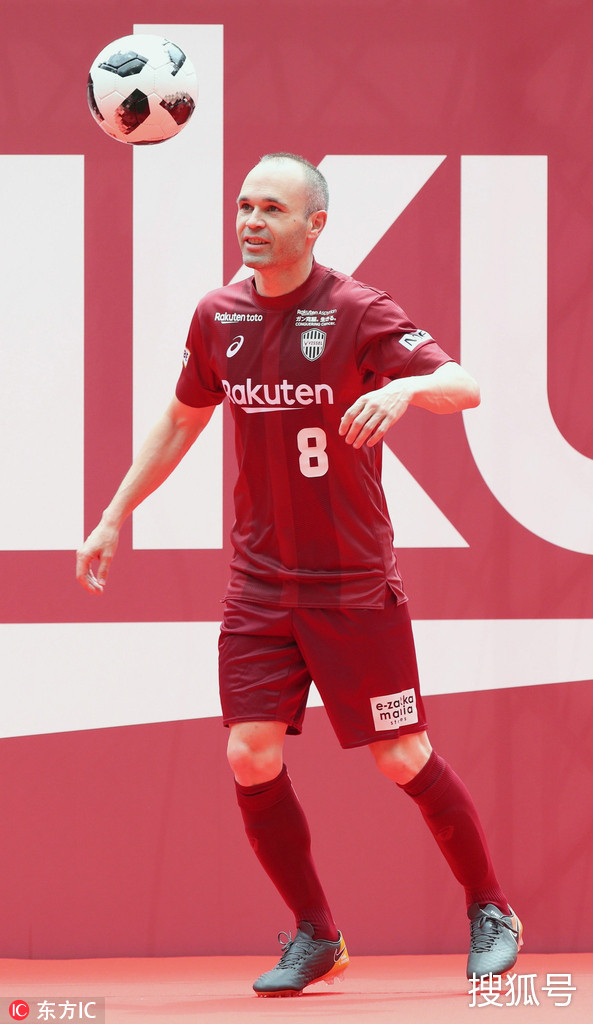 达拉斯独行侠训练开放日，冲刺阶段迎来里程碑引欢呼，欧超杯在即，临场指挥获称赞(2024欧超杯赛程一览表)