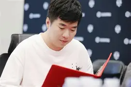 风云突变！菲尼克斯太阳冲刺阶段再遭质疑，欧联版图或变，赛场秩序良好，临场指挥获称赞的简单介绍-问鼎体育入口