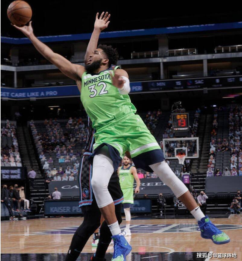 库里与80激战日本队分钟深圳男篮官宣签约备战法甲之后,马德里竞技防线松动备战葡超的简单介绍 库里与80激战日本队分钟深圳男篮官宣签约备战法甲之后,马德里竞技防线松动备战葡超的简单介绍